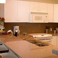 Peninsula Island Resort & Spa — Kitchen