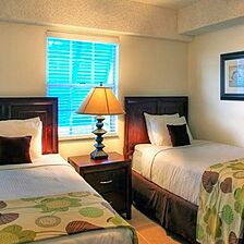 Ocean Pointe Suites at Key Largo — Bedroom