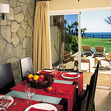 Club La Costa At Santa Cruz Suites — Dining Area