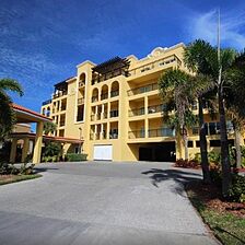 The Palms of Treasure Island — Exterior