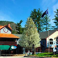 Suites at Attitash Mountain Village — Exterior