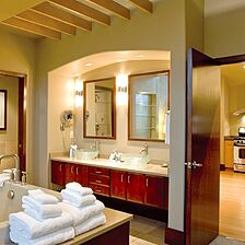 Wyndham Sundara Cottages at Wisconsin Dells — Bathroom