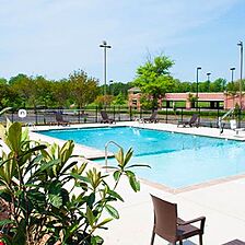 Patriots Inn — Pool