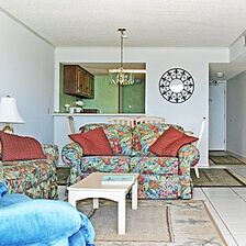 Shoreline Towers — Living Area