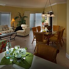 Palm Beach Resort &mdash; Living Area