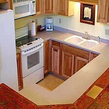 Kohl's Ranch Lodge — Kitchen