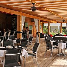 Presidential Suites by Lifestyle Holidays Vacation Resort — Restaurant