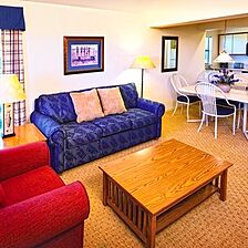 Wyndham Resort at Fairfield Bay — Living Area