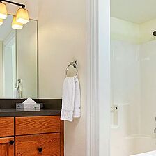 WorldMark Angels Camp Resort — Bathroom