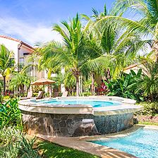 Breeze Private Residences Club — Hot Tub