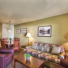 WorldMark Clear Lake — Living Area