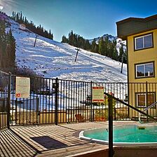 Red Wolf Lodge at Olympic Valley — Hot Tub