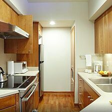 Squaw Valley Lodge — Kitchen