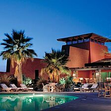 Hilton Grand Vacations Club Palm Desert — Exterior