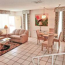 Club Trinidad — Living Area