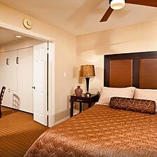 San Clemente Inn — Bedroom