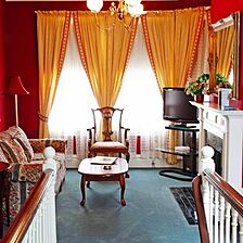 Nob Hill Inn &mdash; Living Area