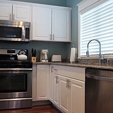 Sheepscot Harbour Village Resort & Spa — Kitchen