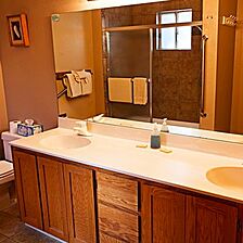 Heavenly Valley Townhouses — Bathroom