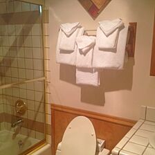 Tahoe Edgelake Beach Club — Bathroom