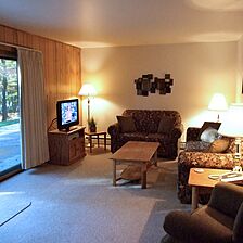 Lake Forest Resort and Club — Living Area
