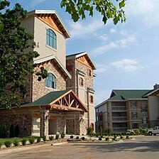 Paradise Point Resort — Exterior