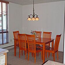 Orofino by Straight Creek — Dining Area
