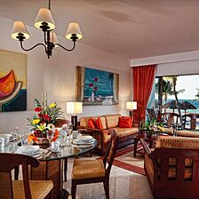 Royal Cancun (Formerly Club Internacional de Cancun) — Royal Cancun Dining Area