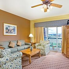 Club Wyndham Pagosa — Living Area