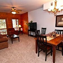 San Juan Mountain and Golf Resort — Living and Dining Area