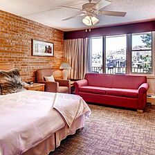 Snowmass Inn — Studio
