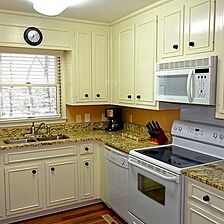Village at Chestnut Rise at Big Canoe — Kitchen