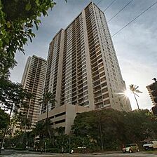 Aston at the Waikiki Banyan — Exterior
