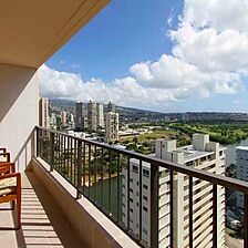 Wyndham Vacation Resorts Royal Garden at Waikiki — Lanai