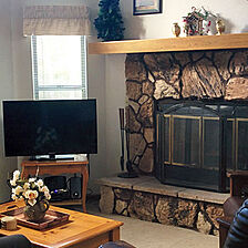 Quality Hill Resort Villas — Living Area