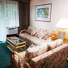 Banyan Harbor Resort — Living Area