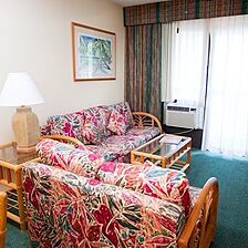 Banyan Harbor Resort — Living Area