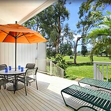 Makai Club Cottages — Patio