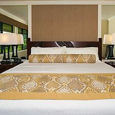 Alii Kai Resort — Bedroom