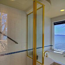 Sweetbriar at the Water's Edge — Bathroom