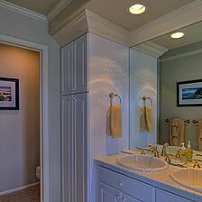 Sweetbriar at the Water's Edge — Bathroom