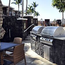 Hilton Grand Vacations Club (HGVC) at Waikoloa Beach Resort — Hilton Grand Vacations Club (HGVC) at Waikoloa Beach Resort Barbecue Area