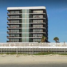Marine Terrace — Exterior