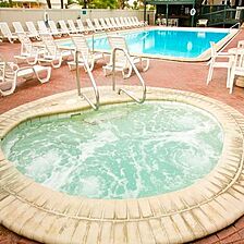 Silver Beach Club — Resort Condo Hot Tub