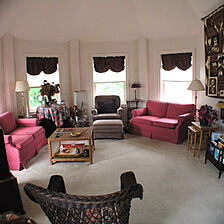 St. Elmo's Hotel — - Unit Living Area