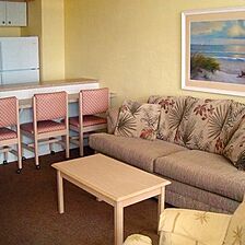 Holiday Shores Beach Club &mdash; Living Area