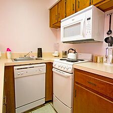 Seven Seas Resort — Kitchen