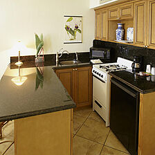 Hollywood Beach Resort &mdash; Kitchen