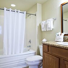 Calypso Cay Vacation Villas &mdash; Bathroom