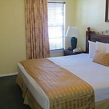 Oak Plantation Resort — Bedroom